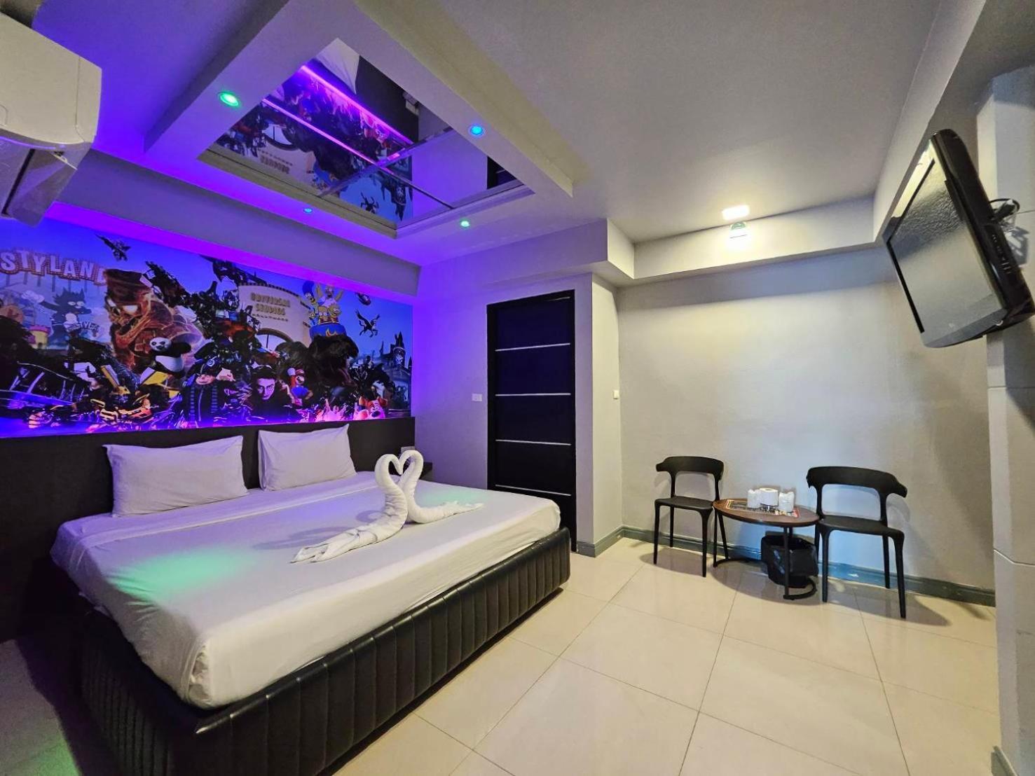 Hollywood Dannok Hotel Sadao Exterior photo
